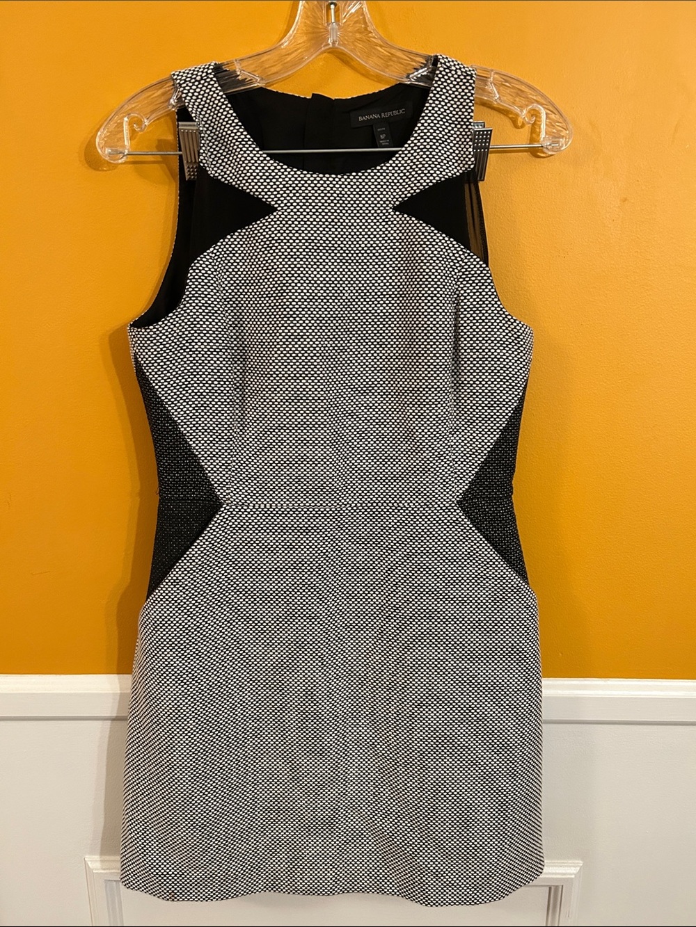 Banana Republic Black and White Textured Sheath Dress